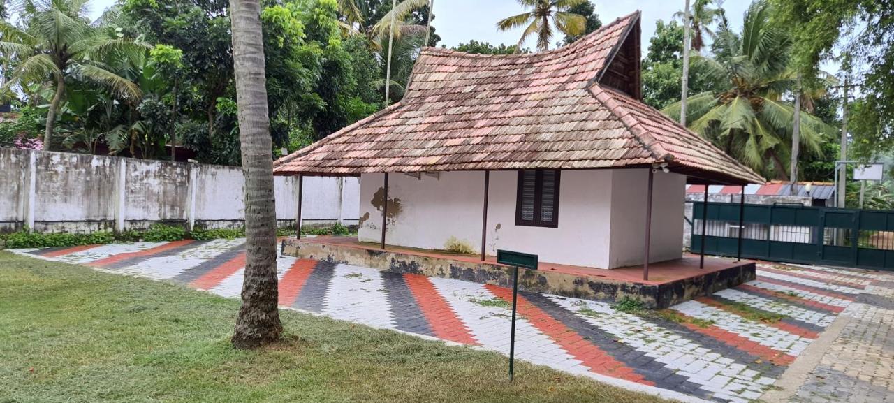 Ripples Service Villas Kollam Extérieur photo