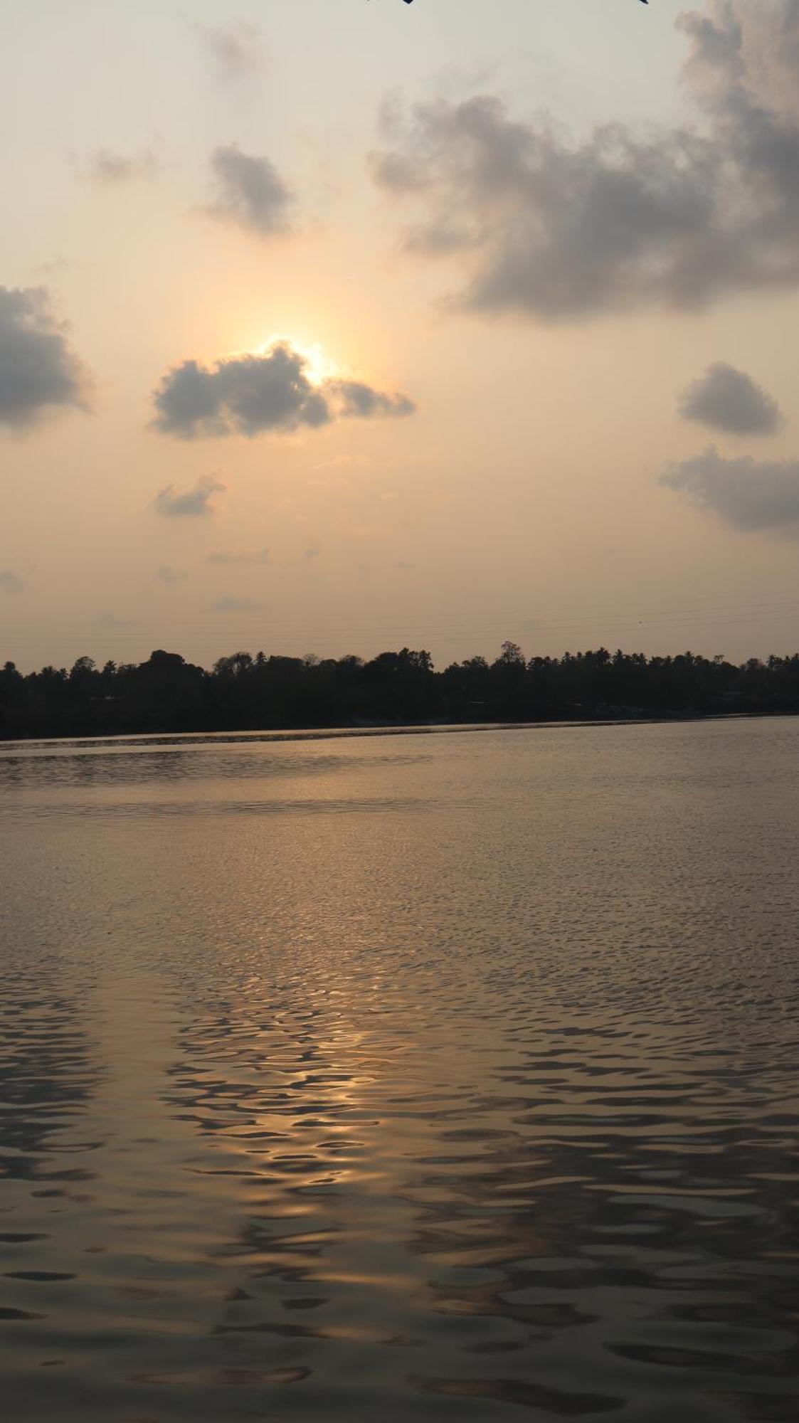 Ripples Service Villas Kollam Extérieur photo